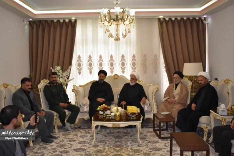 امام جمعه کرمانشاه به دیدار خانواده شهید ندیمی رفت+عکس