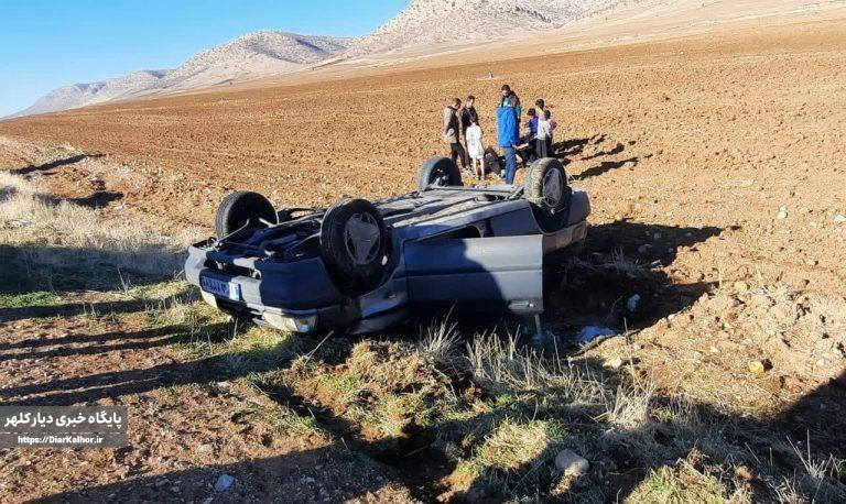 جادههای گیلان غرب همچنان خسارت بار و مخاطره آمیز+عکس