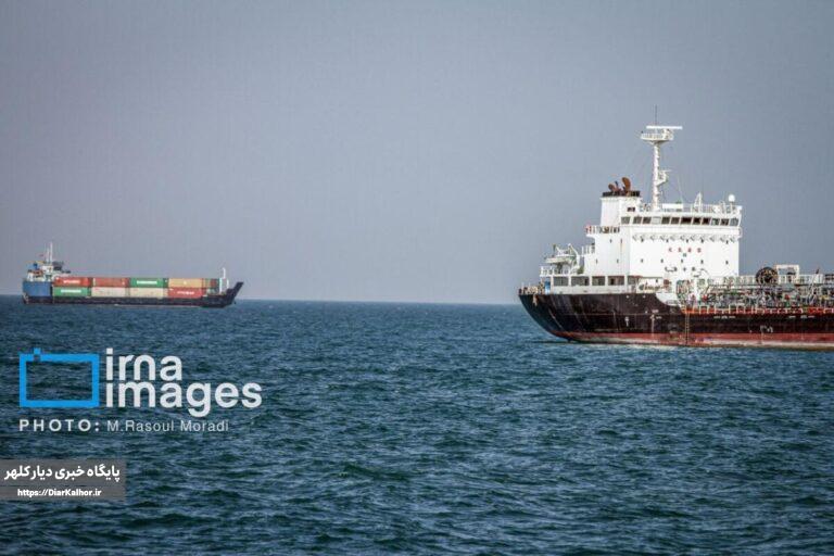 هشدار معاون نیروی دریایی سپاه: بدون اجازه ایران، قطرهای نفت از تنگه هرمز عبور نمیکند
