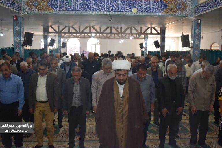امام جمعه گیلانغرب: «کظم غیظ» رمز آرامش خانواده و جامعه است/ زانوی آمریکا در برابر قدرت موشکی ایران خم شد