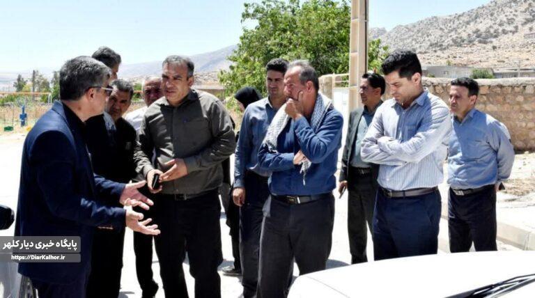 فرماندار گیلانغرب با حضور میدانی در دهستان دیره، مشکلات روستایی را از نزدیک ورق زد / تأکید بر تداوم رویکرد کارشناسی و چهره به چهره